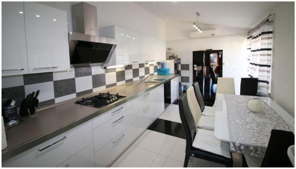 Apartamento Mikelin Primošten Exterior foto