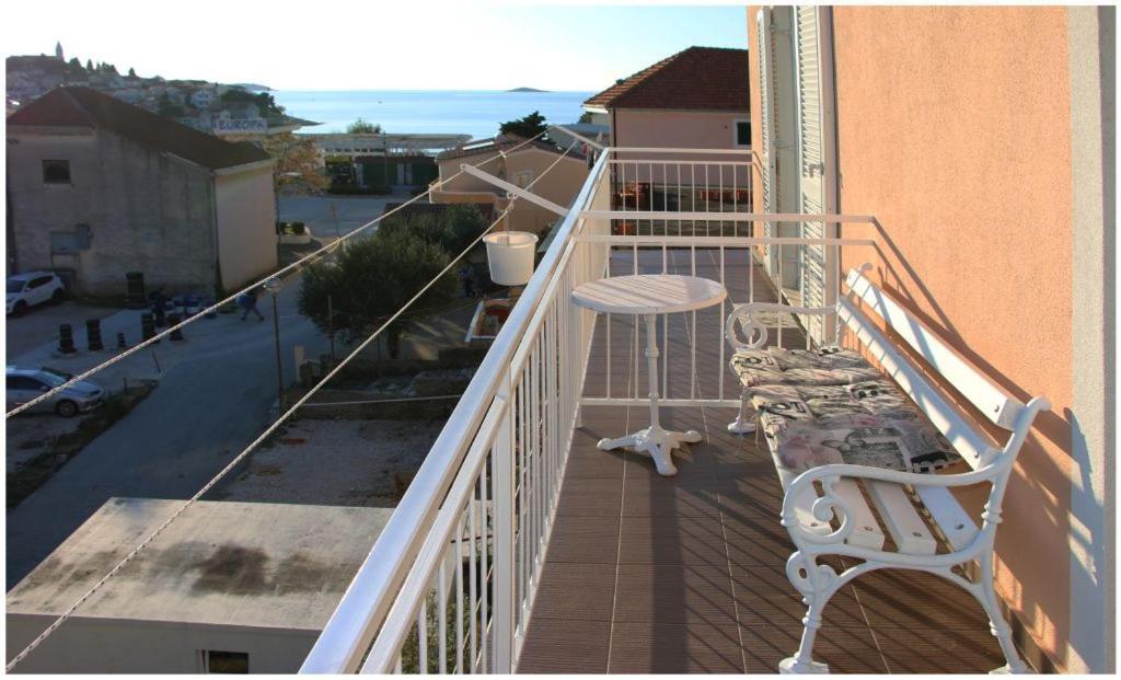 Apartamento Mikelin Primošten Exterior foto